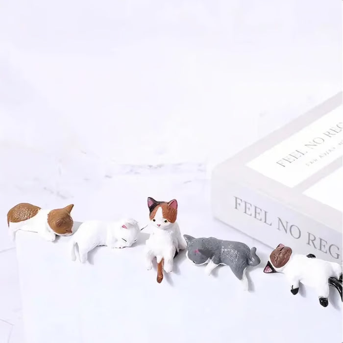 Pocket Cat Desk Companion Set