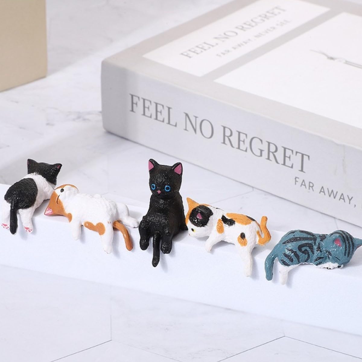 Pocket Cat Desk Companion Set